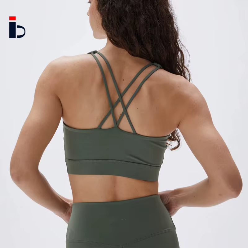 Why Betteractive Is the Ideal Partner for Yoga Jackets Wholesale ？