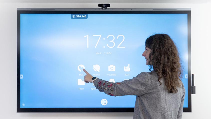 Why Schools Are Increasingly Interested in Teaching Interactive Whiteboards